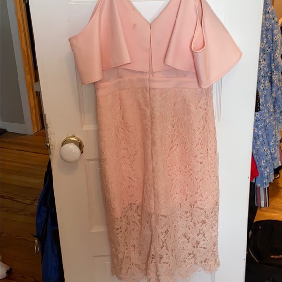 women’s lace dress - Picture 5 of 5